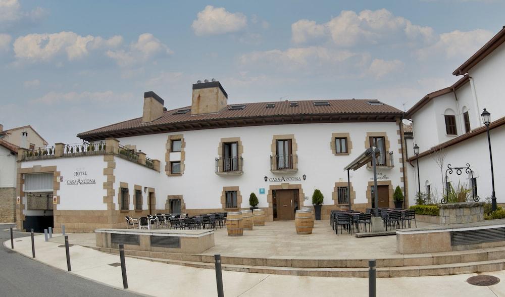 Hotel Casa Azcona Zizur Mayor Exterior photo
